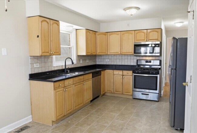 Foto del edificio - 18003 Greenview Terrace