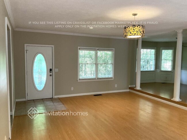 Building Photo - 434 Julie Anne Way