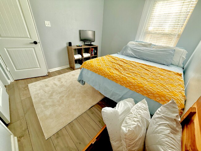 Foto del edificio - 3211 Bainbridge Hill Ln