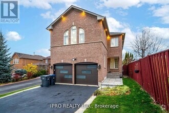 Building Photo - 3191 OAKVIEW Rd