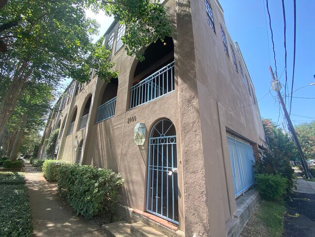 Foto del edificio - 2000 Fairview Ave