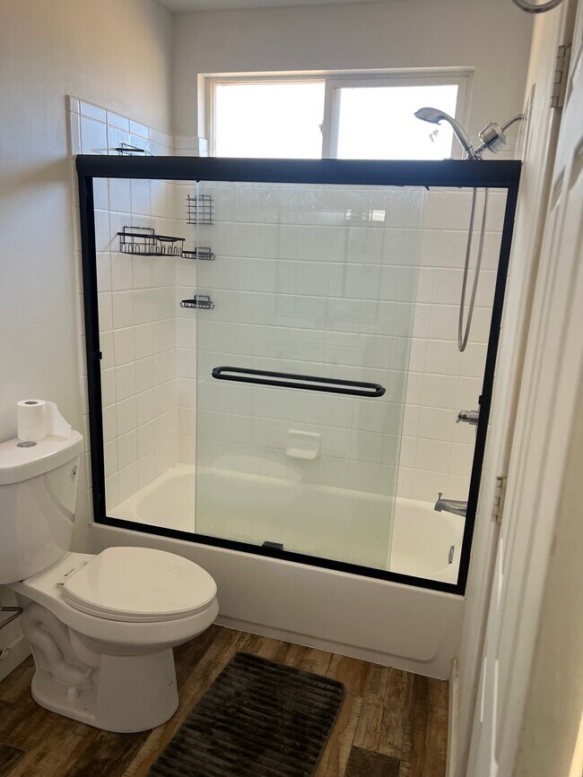 Foto del edificio - 6639 Irvine Ave