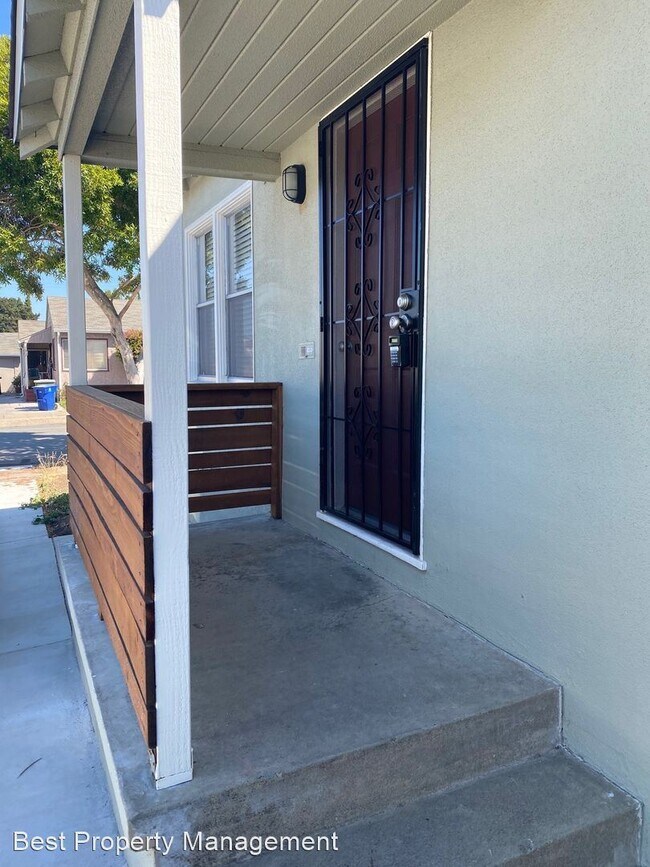 Building Photo - 2 br, 1 bath House - 311 Suffolk Dr