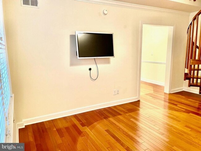 Foto del edificio - 722 S Washington St