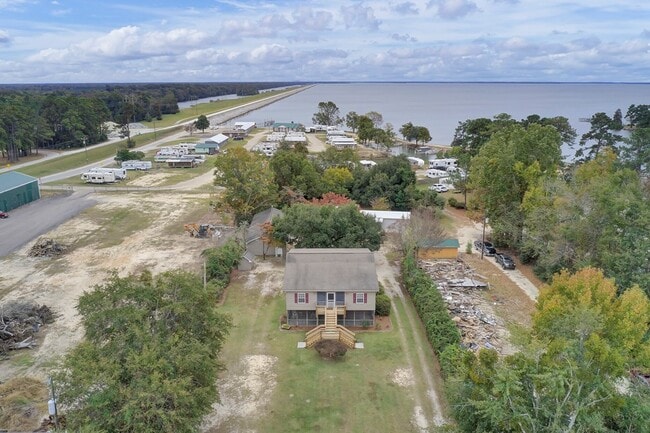 Building Photo - 1130 Quail Trail