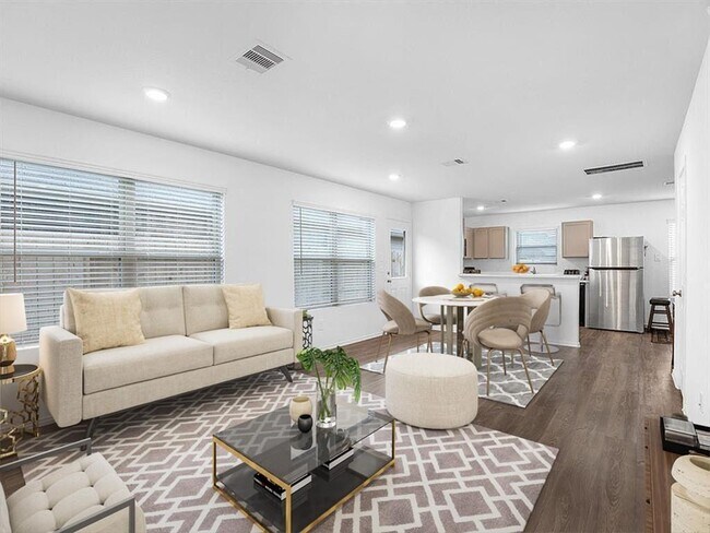 Foto del edificio - 1202 Silver Fir Ct