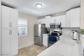 Building Photo - 4200 Belair Ln