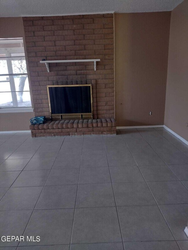 1592 Hartsdale Dr, Horizon City, TX 79928 House Rental in Horizon