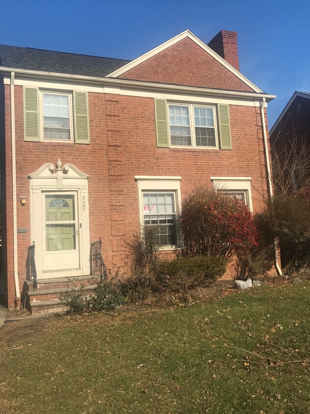 Primary Photo - 3697 Silsby Rd