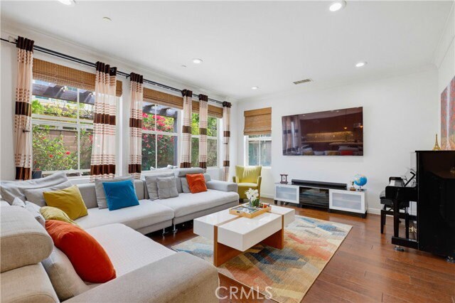 Building Photo - 60 Sedgewick