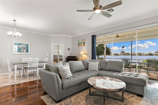 Foto del edificio - 3300 W Crown Pointe Blvd