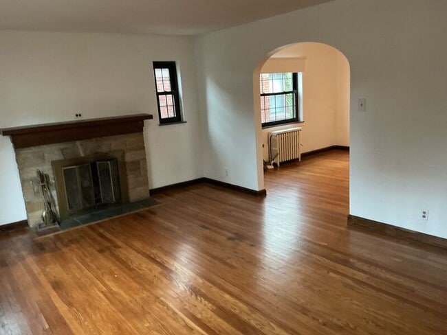 Building Photo - 3790 Grovedale Pl