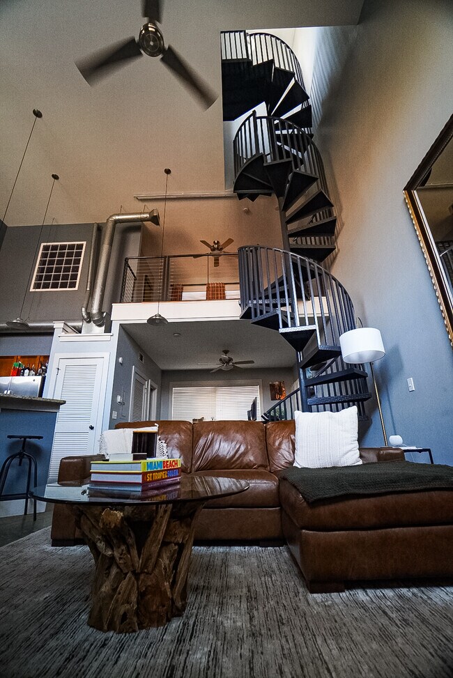 Living Room - 791 Wylie St SE