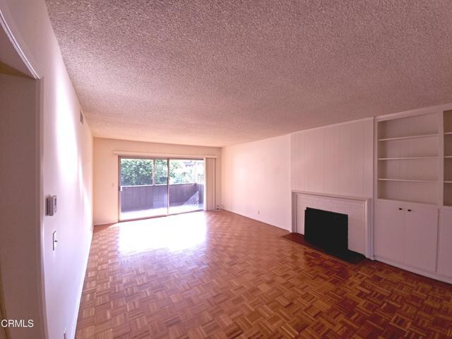 Building Photo - 1066 San Pasqual St