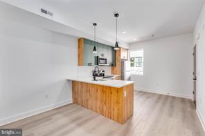 Foto del edificio - 1221 W Lehigh Ave