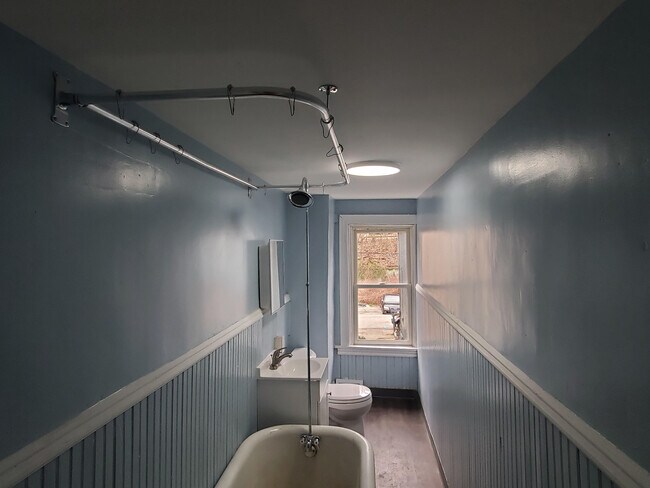 Foto del edificio - 546 Larimer Ave