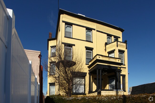 Foto del edificio - Dimitrov Apartments