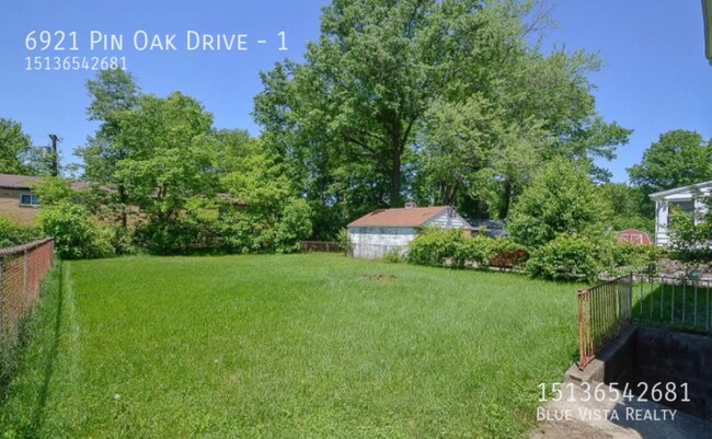 Foto del edificio - 6921 Pin Oak Dr