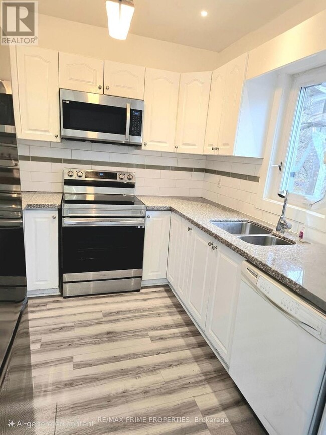 Building Photo - 11 Elizabeth St