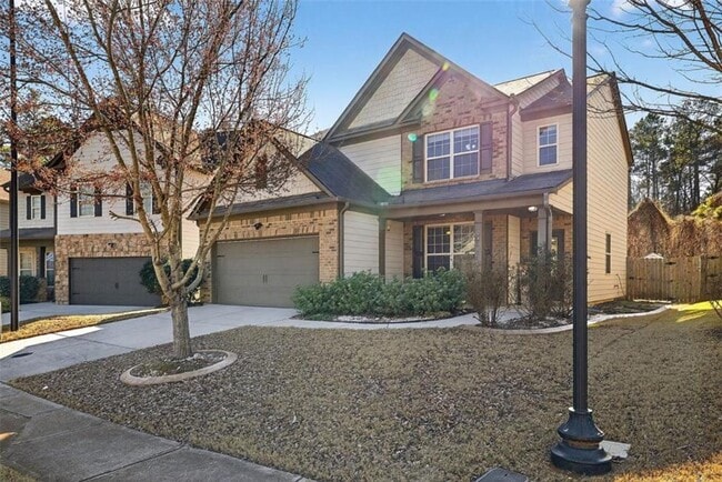 Building Photo - 2430 Fair Oaks Way