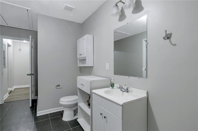 Building Photo - 1602 Ezra Church Dr NW