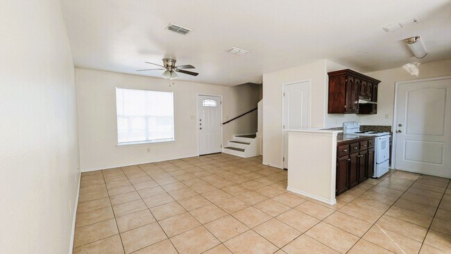 Building Photo - 813 W Arroyo Park Ln