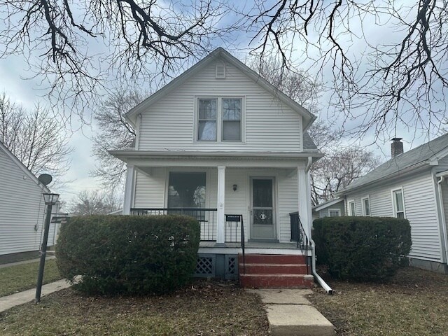 Primary Photo - 1119 Clinton St