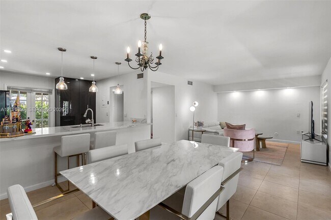 Foto del edificio - 7140 SW 55th Ter W