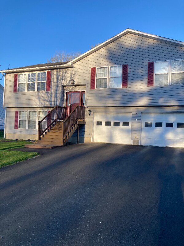 Foto del edificio - 34 Bowdoin Dr