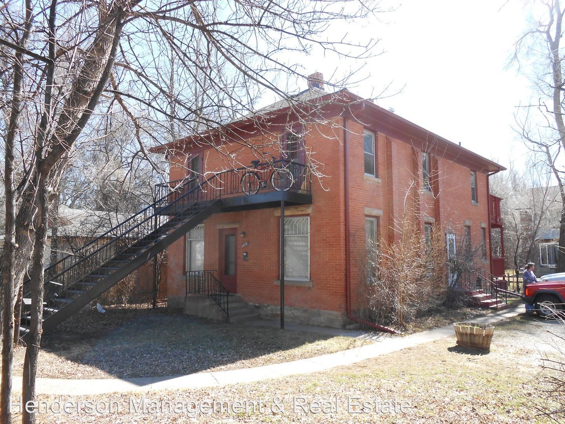 Primary Photo - 1123 Laporte Ave