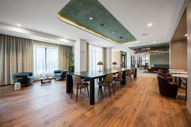 Building Photo - The Winn at Golden Valley