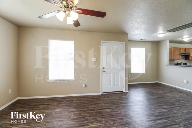 Building Photo - 1661 Nichole Woods Dr