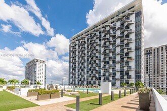 Building Photo - 5300 Paseo Blvd