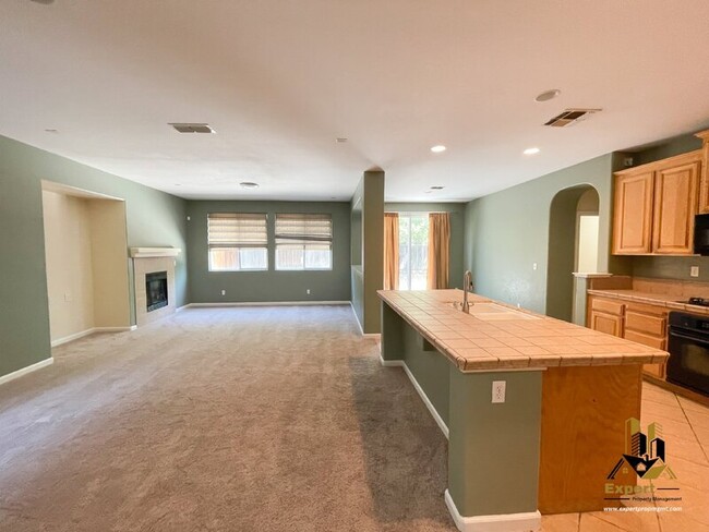 Building Photo - 10137 Atkins Dr