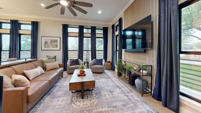 Foto del edificio - 100 Moss St