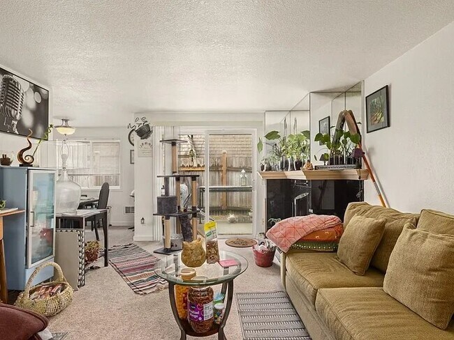 Foto del edificio - 14526 NE 6th Pl