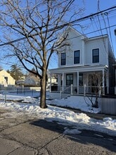 Building Photo - 87 6th St