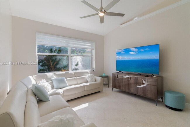 Foto del edificio - 2675 Clipper Cir