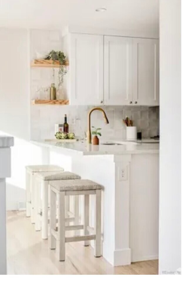 The Village in Columbine Valley Student Apartments for Rent Littleton