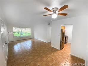 Foto del edificio - 2 br, 1 bath  - Lakeside at Lauderdale Lakes