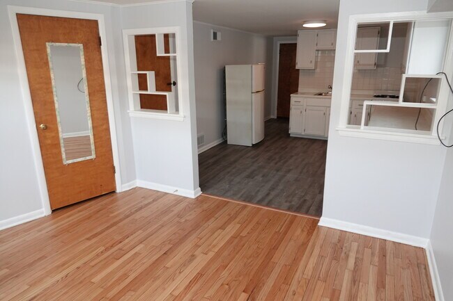 Building Photo - 4829 Crain St