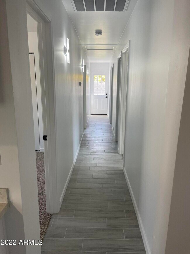 Foto del edificio - 809 S 6th Ave