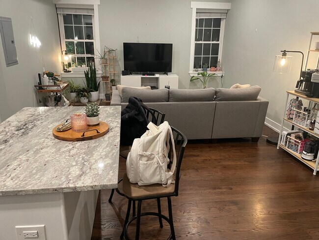 Foto del edificio - 3937 N Lincoln Ave