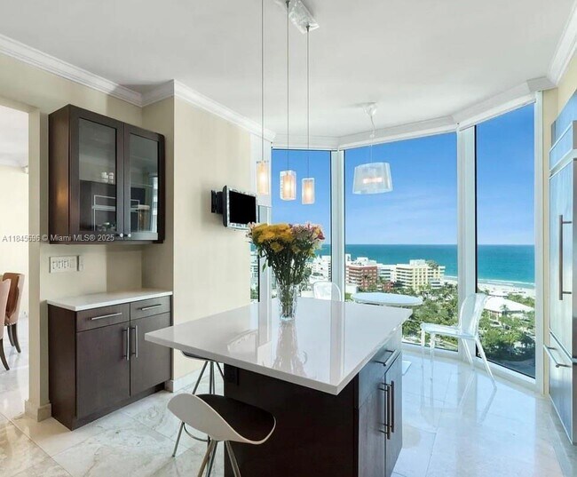 Foto del edificio - 300 South Pointe Dr