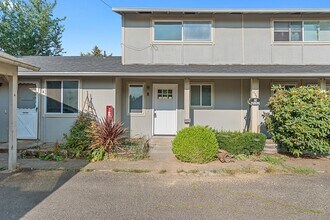 Building Photo - 325 N 29th Ave