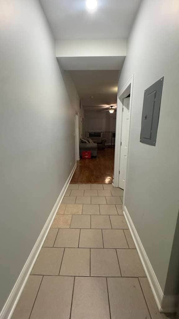 Building Photo - 640 N Laramie Ave