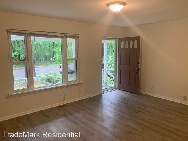 Building Photo - 4 br, 2 bath House - 1305 Crabtree Blvd