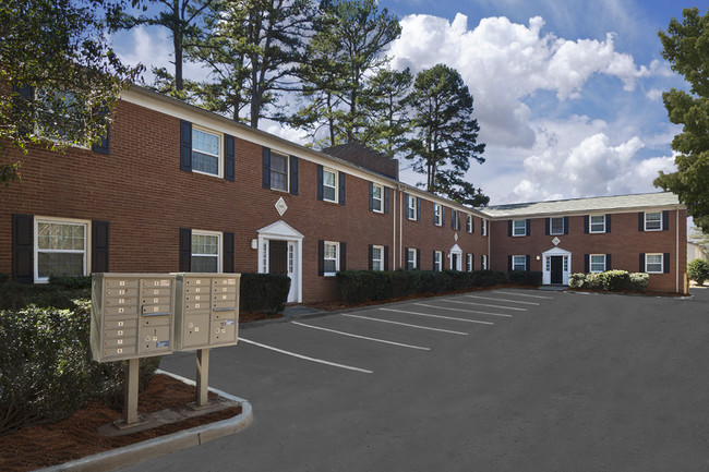 Building Photo - Hampton Creste Apartments