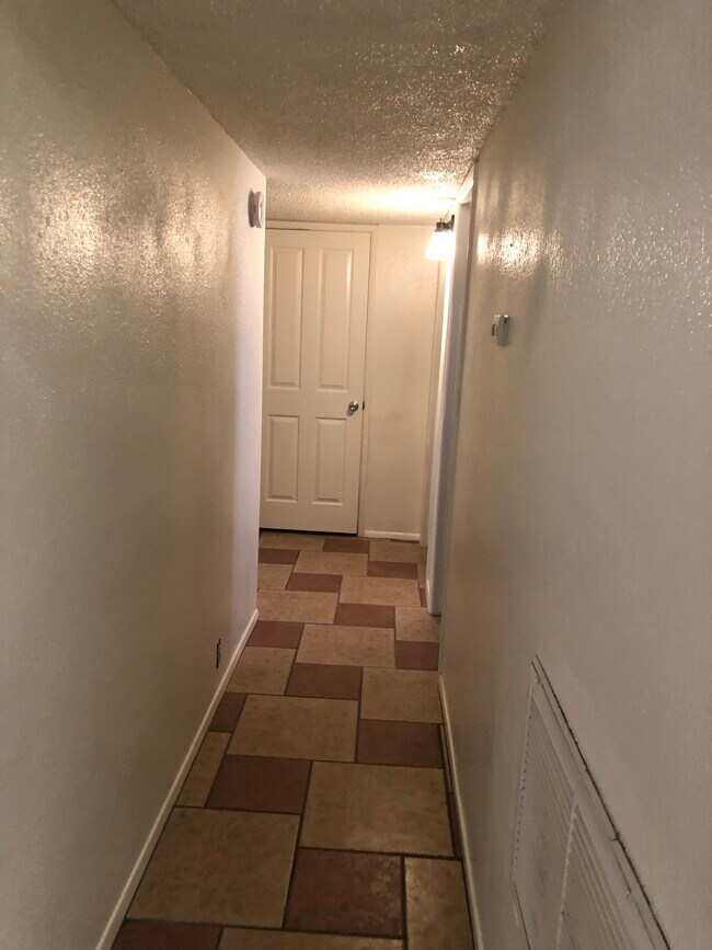 hallway - 816 N Wilson Ave