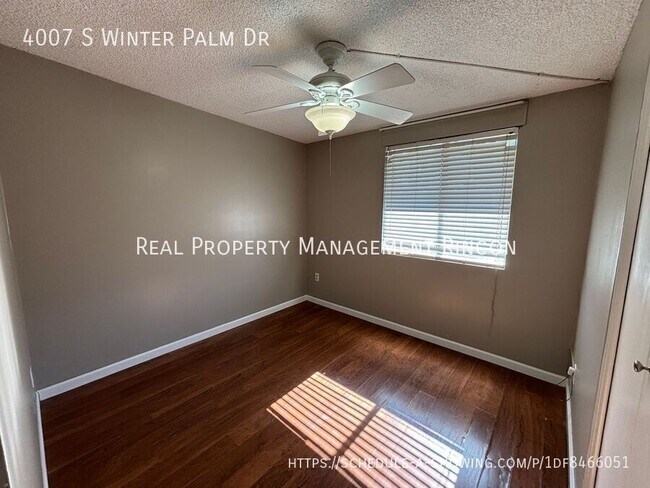 Building Photo - 4007 S Winter Palm Dr